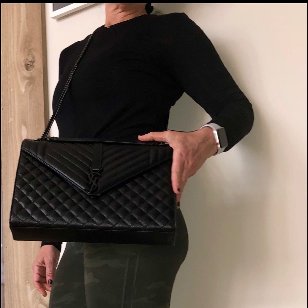 Additional pics for the saint Laurent monorgram